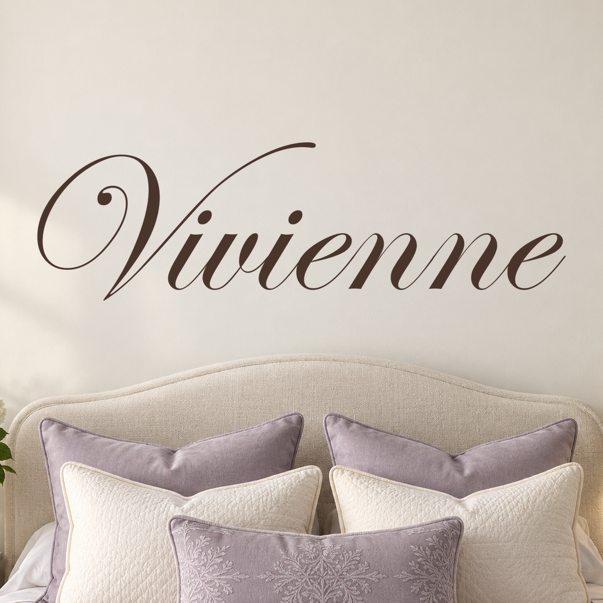 Close-up custom lettering example on a smooth wall